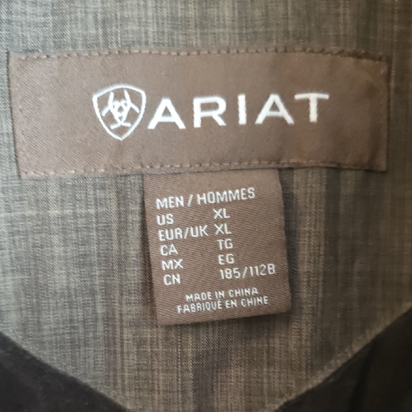 Ariat Green Puffer Jacket with Insulated Design - Picture 3 of 5